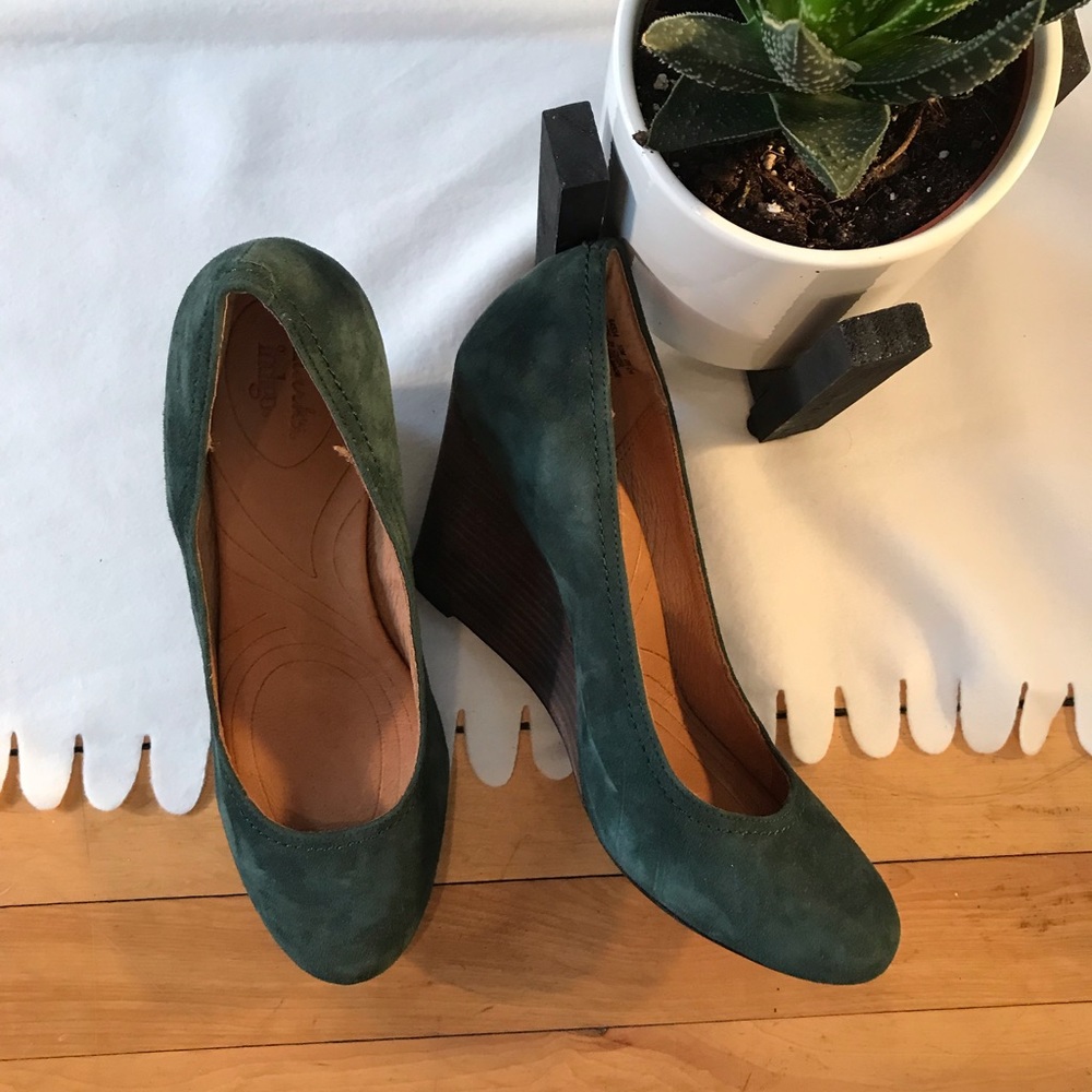 Clarks indigo dark green leather wedges